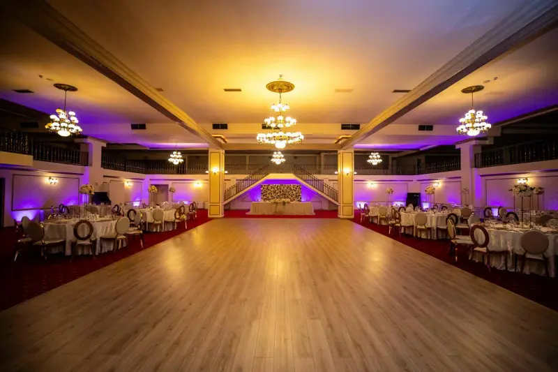 Restaurant nuntă București – Iris Ballroom